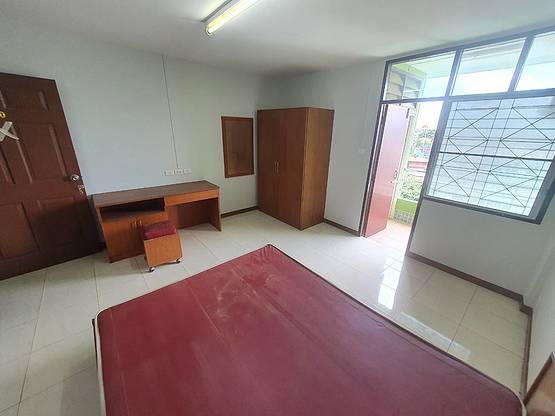 Condo · Phra Pradaeng — photo 4