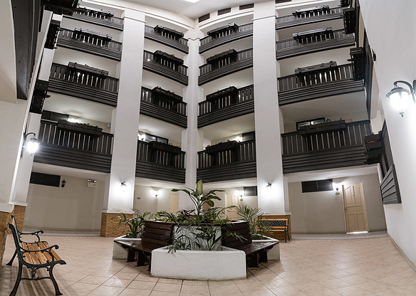 Condo — photo 3