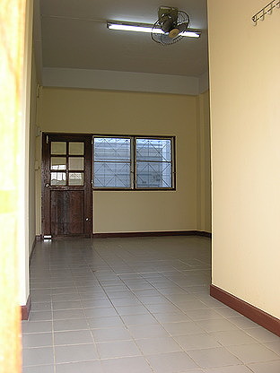 Condo · Mueang Samut Prakan — photo 2