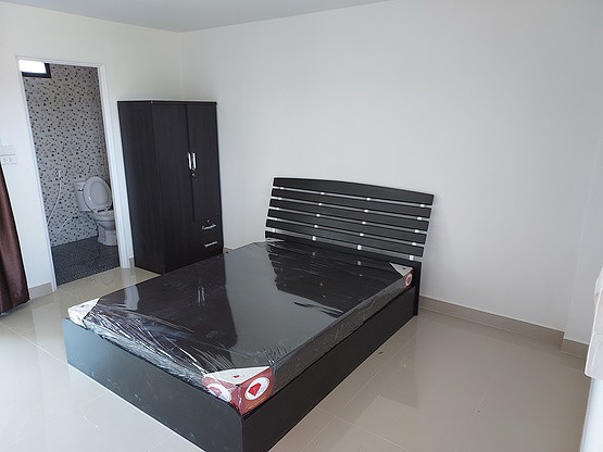 Condo — photo 2