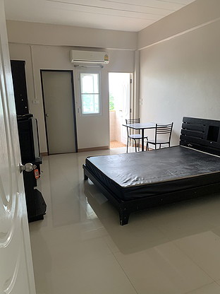 Condo — photo 3