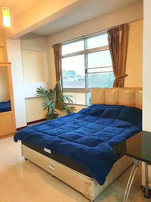 Condo · Phra Khanong, bangkok — photo 1