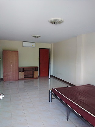 Condo — photo 2
