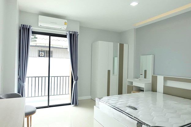Order Residence — photo 3