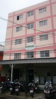 Condo · Wang Thonglang, bangkok — photo 1