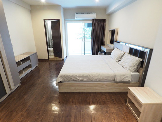 Condo · Watthana, bangkok — photo 3
