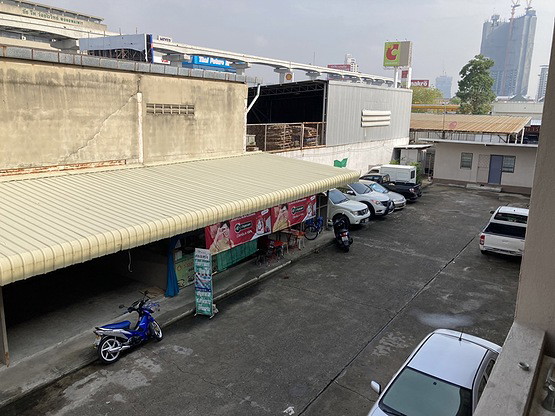 Condo · Mueang Samut Prakan — photo 5