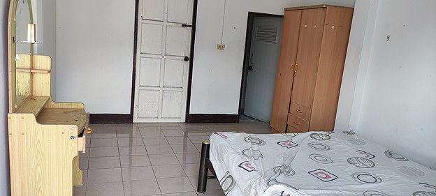 Condo — photo 2