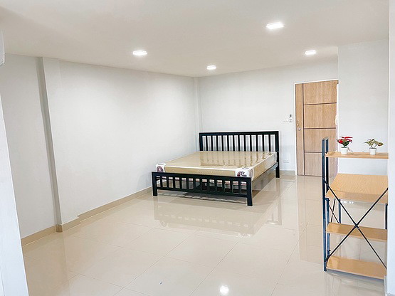 Condo — photo 4