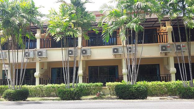 Condo — photo 4