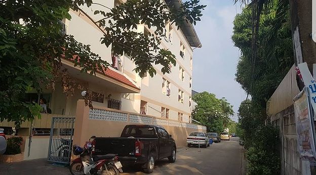 Condo · Bang Khun Thian, bangkok — photo 4