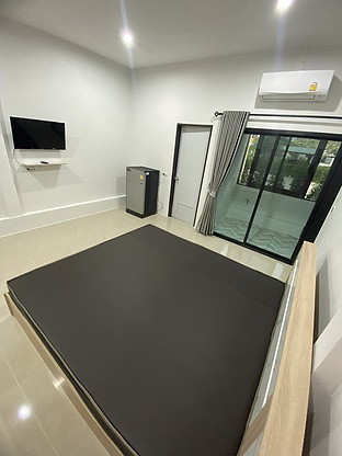 Condo — photo 2