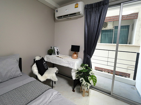 Condo · bangkok — photo 2