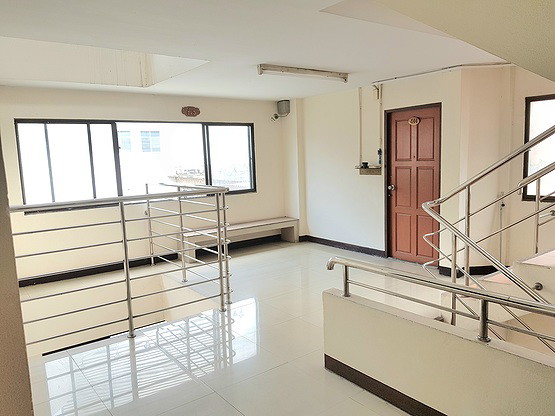 Condo · Mueang Nonthaburi — photo 5