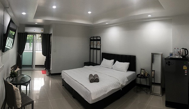 Condo — photo 5