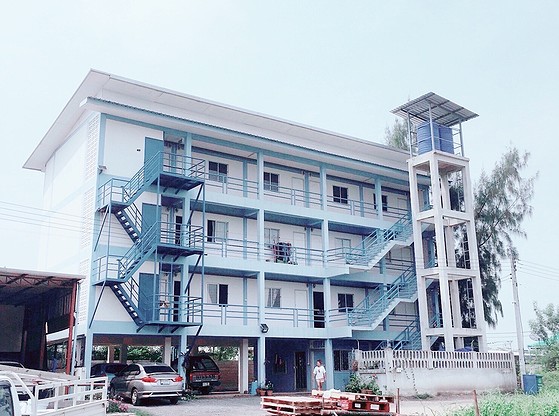 Condo — photo 1