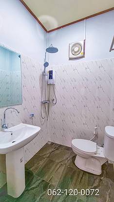Condo — photo 2