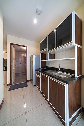 Condo · Khan Na Yao, bangkok — photo 1