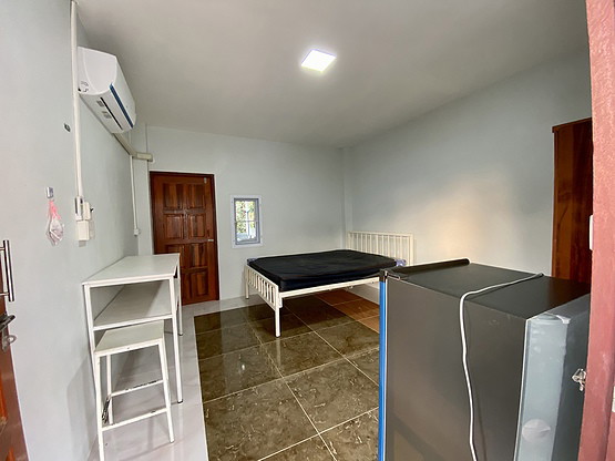Condo — photo 1