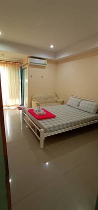 Condo — photo 1