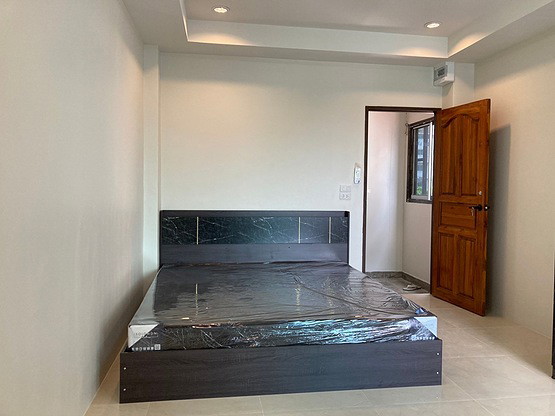 Condo · Bang Phli — photo 2