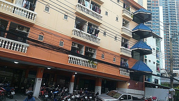 Condo · Huai Khwang, bangkok — photo 1