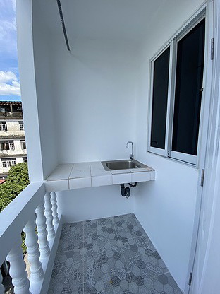 Condo · Mueang Samut Prakan — photo 5