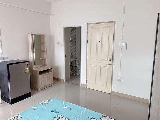 Condo · Mueang Chon Buri, chon_buri — photo 1