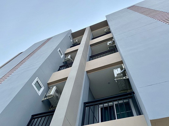 Condo — photo 3