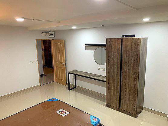 Pictures of Tnk Place 5/15