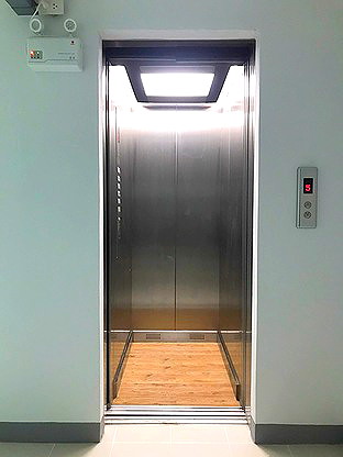 Pictures of ML mansion 3 7/12