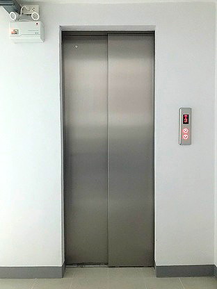 Pictures of ML mansion 3 12/12