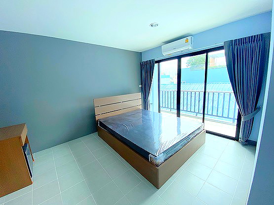 Pictures of ML mansion 3 3/12