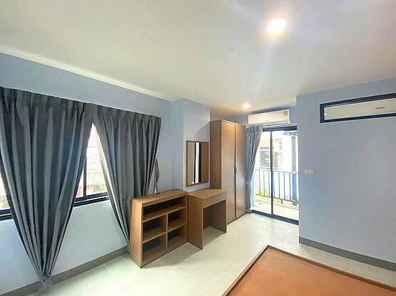 Pictures of ML mansion 3 8/12