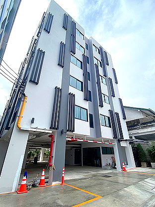 Pictures of ML mansion 3 1/12