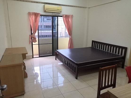 Condo — photo 2