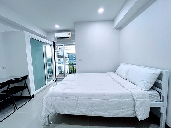 Condo · Bang Sue, bangkok — photo 2
