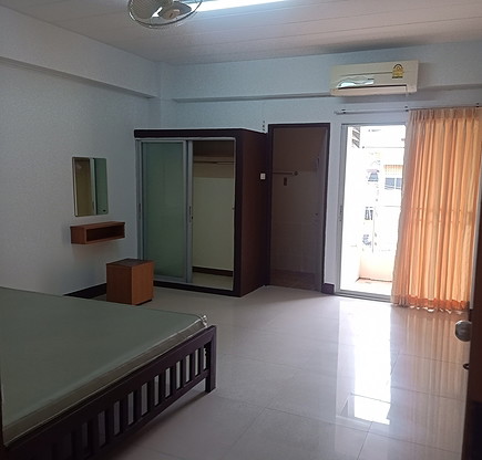 Condo · bangkok — photo 3