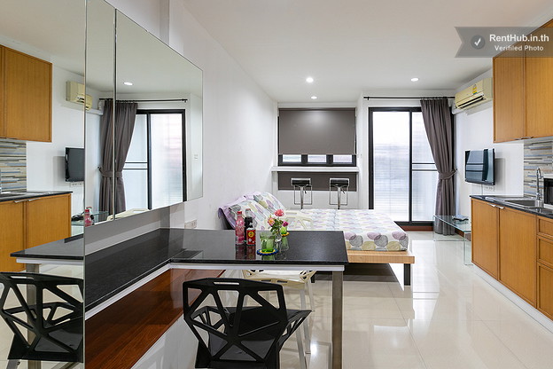 Condo · Khlong Toei, bangkok — photo 1