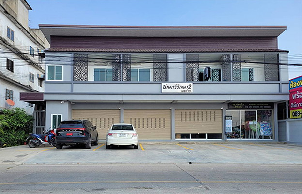 Condo — photo 1