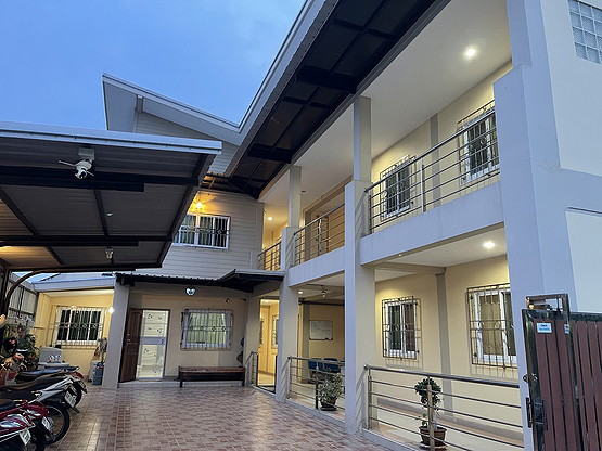 Condo — photo 3