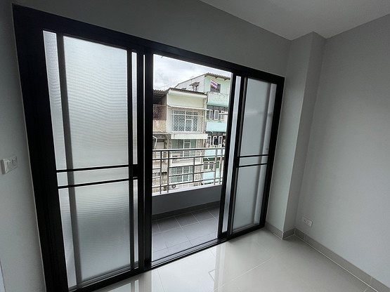 Condo · bangkok — photo 3
