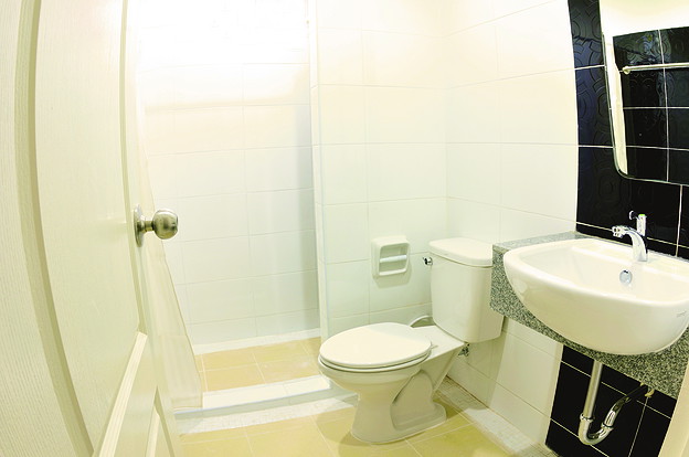 Condo — photo 5