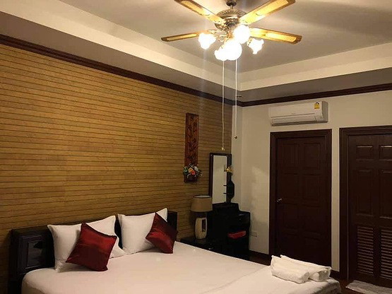 Condo — photo 3