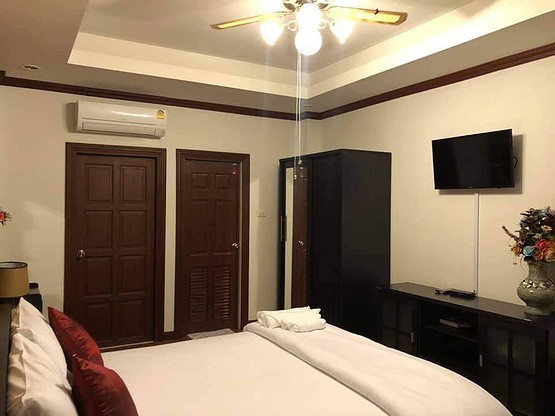 Condo — photo 4