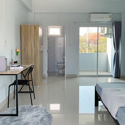 Condo — photo 2