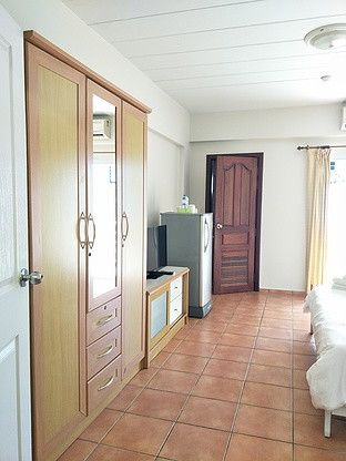 Condo · Mueang Chon Buri, chon_buri — photo 2