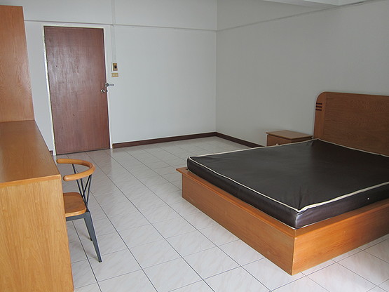 Condo · bangkok — photo 1
