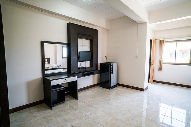 Condo — photo 5