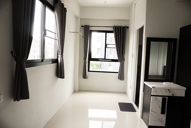 Condo · Lat Krabang, bangkok — photo 3